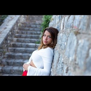 Meet your Posher, Maria